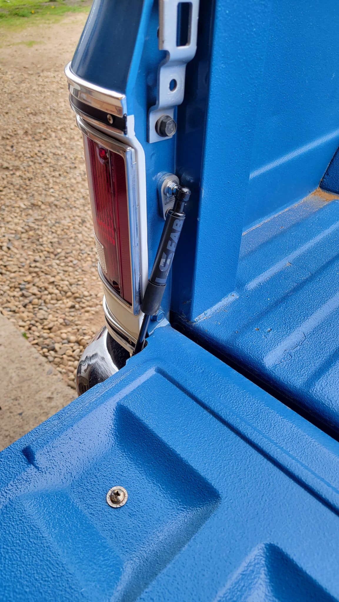 Tailgate Saver Installation for 1973-1980 Trucks