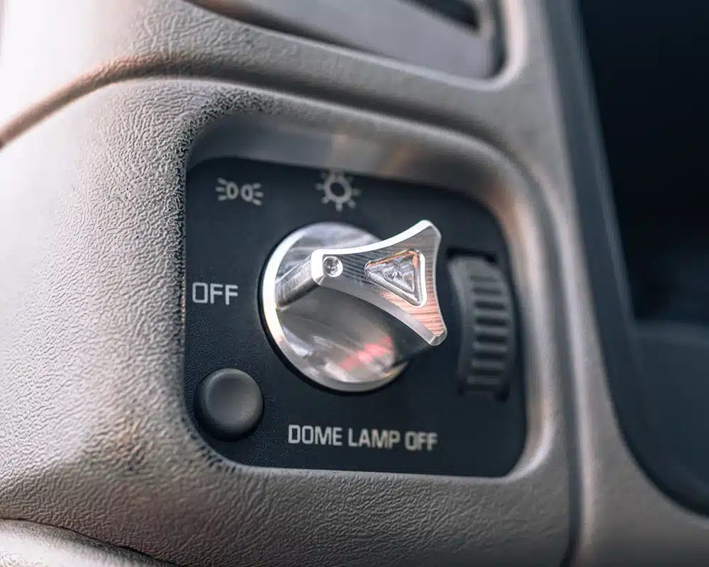 Billet Head Light Knob - Chevy OBS Truck 1995-99