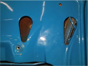 67-72-billet-door-handle-installation