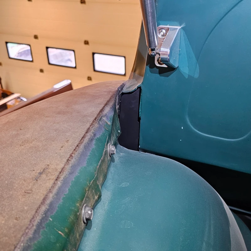 Inner fender extension for 47-54 Chevy truck, inner face