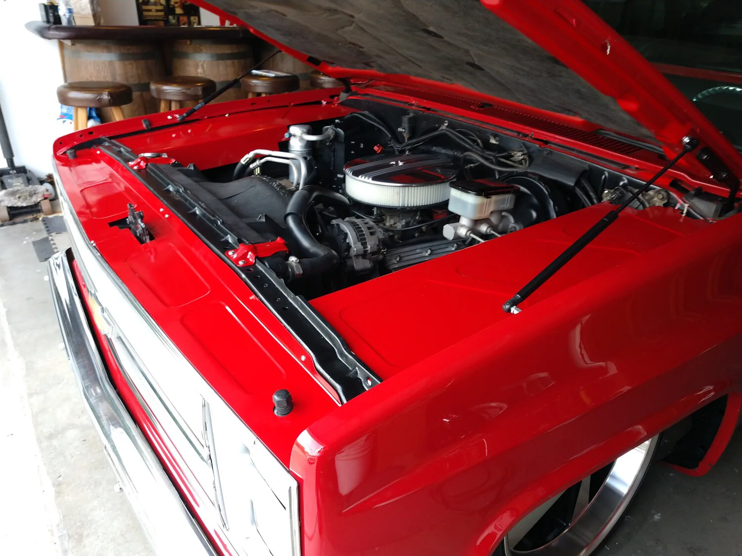 Hood shock struts for 73-87 GMC Chevy squarebody truck, pair shown