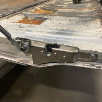 tailgate latch kit for 1973-1987 chevy truck installed squarebody 2