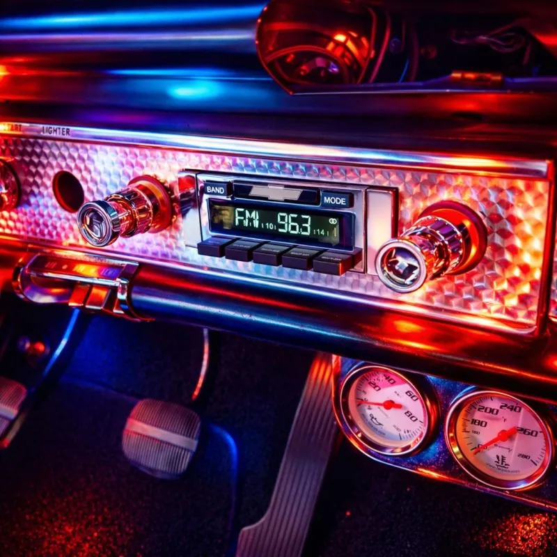 Bluetooth radio and speakers for classic GM and Ford trucks