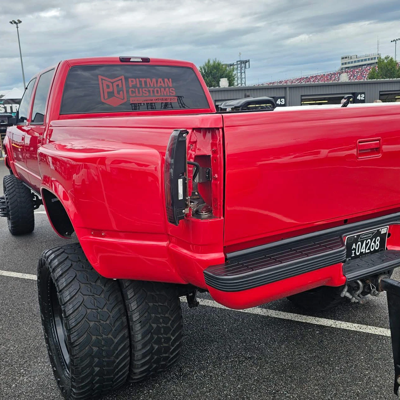 What is an OBS truck: a 1988-98 Chevy C/K pickup, GM's old body style
